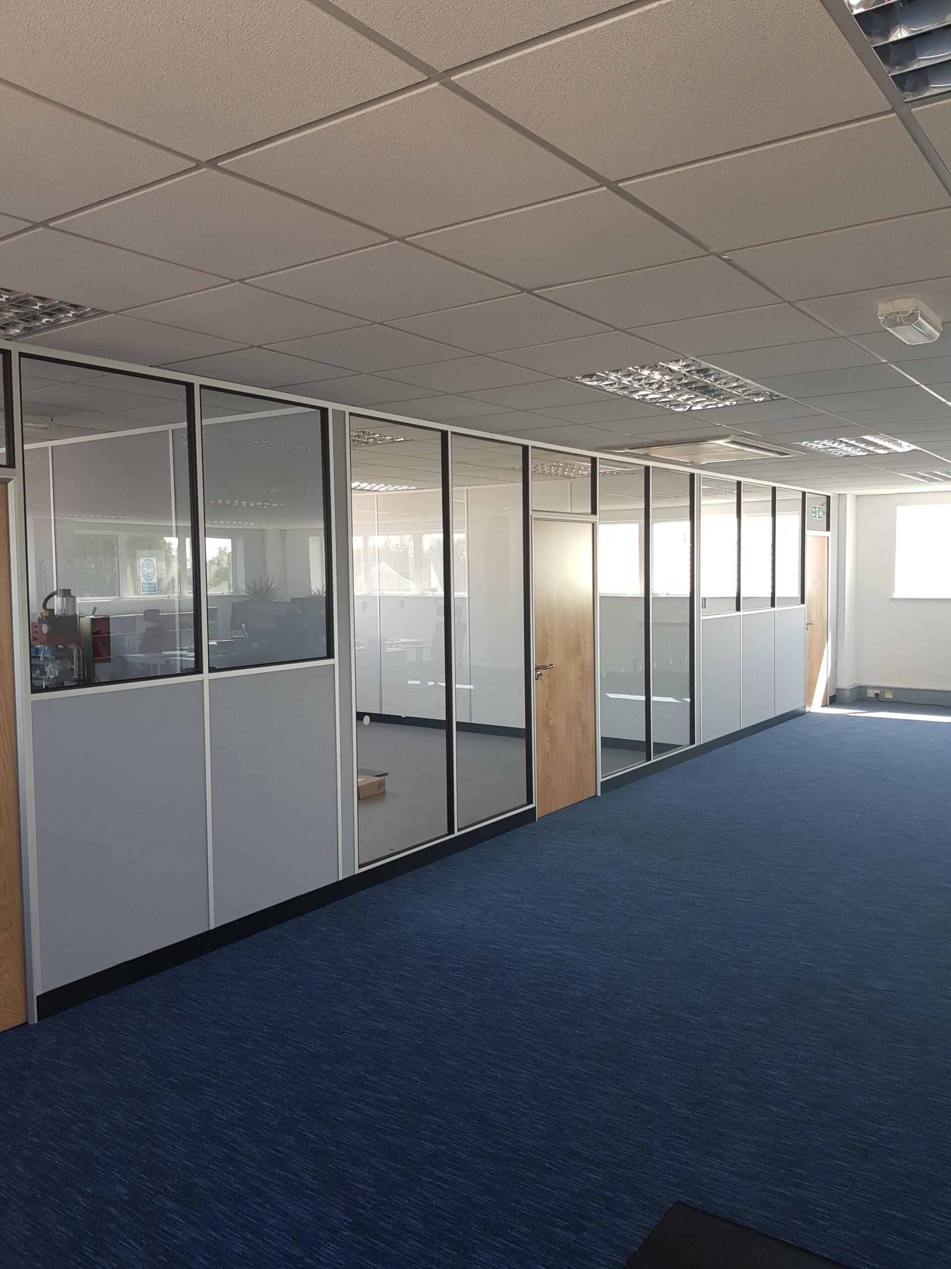 Mezzanine Glass Office Room / Office Area